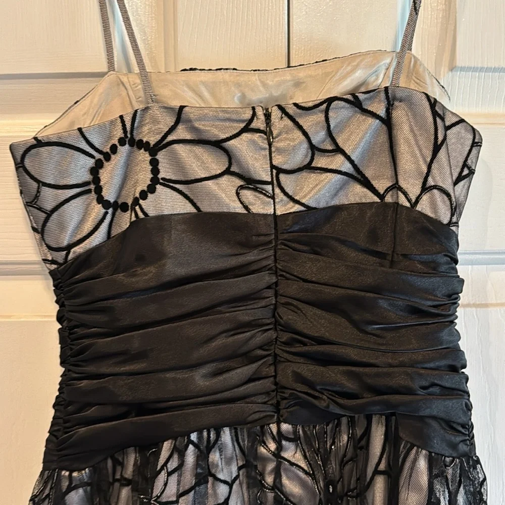 Dollar Brand Party Dress Gray with Black Floral Mesh Overlay Size XS - Picture 9 of 14